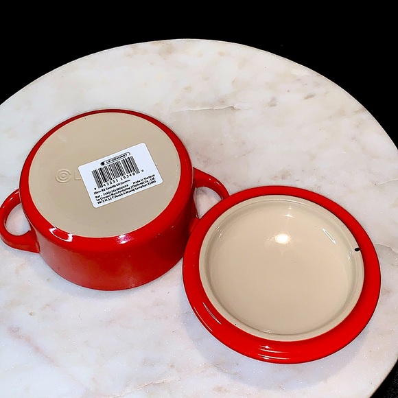 LE CREUSET POTERIE MINI COCOTTE with LID RED STONEWARE - Picture 4 of 5